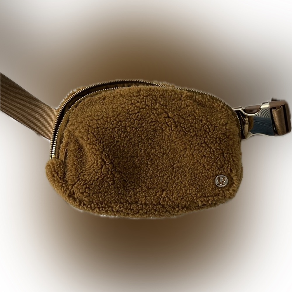 lululemon athletica Brown Fleece Belt Bag